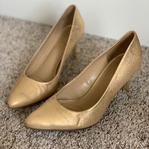 Worn Once Naturalizer Gold Natalie Pump, 8.5W